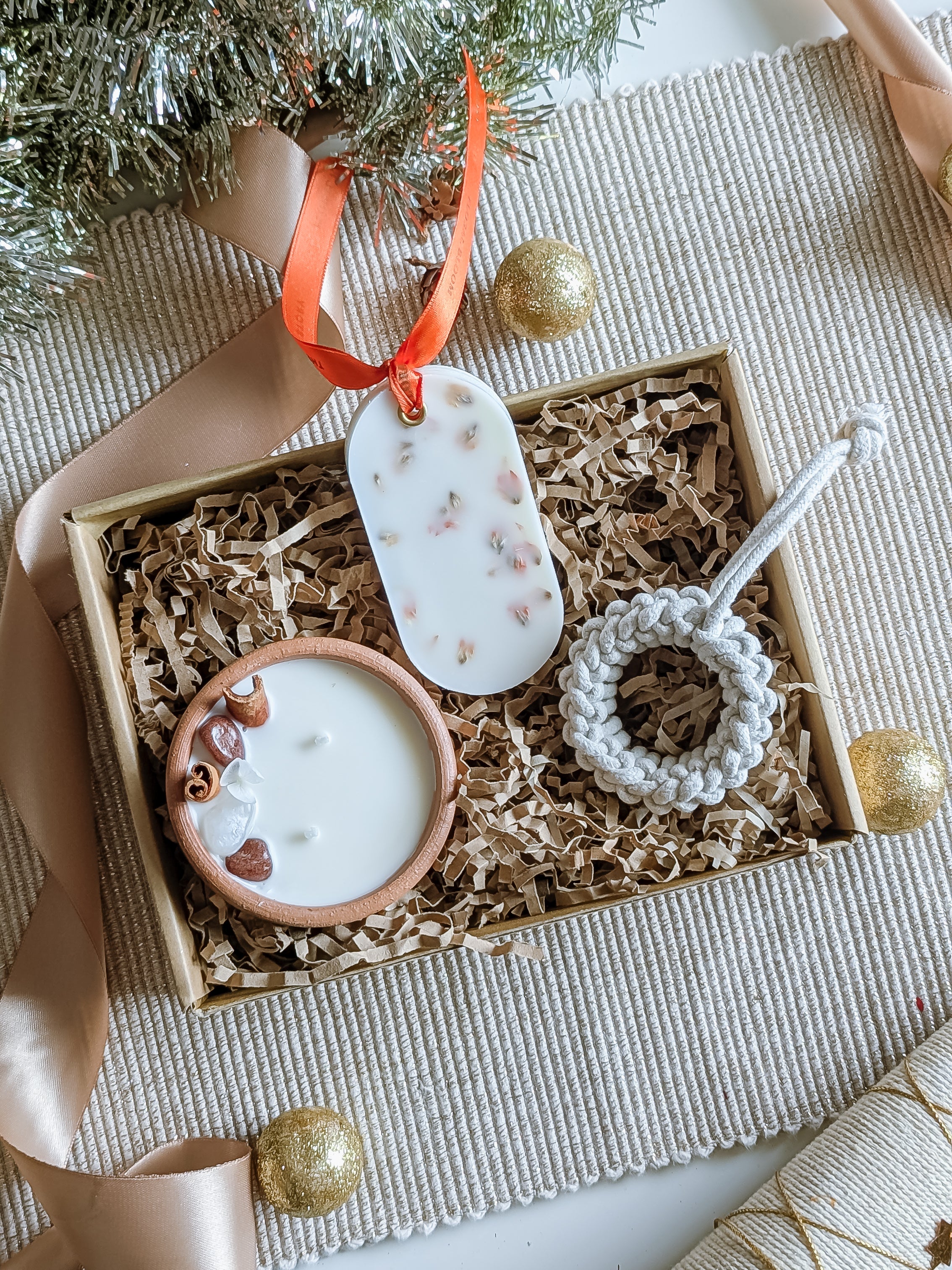 The Radiant Christmas Box