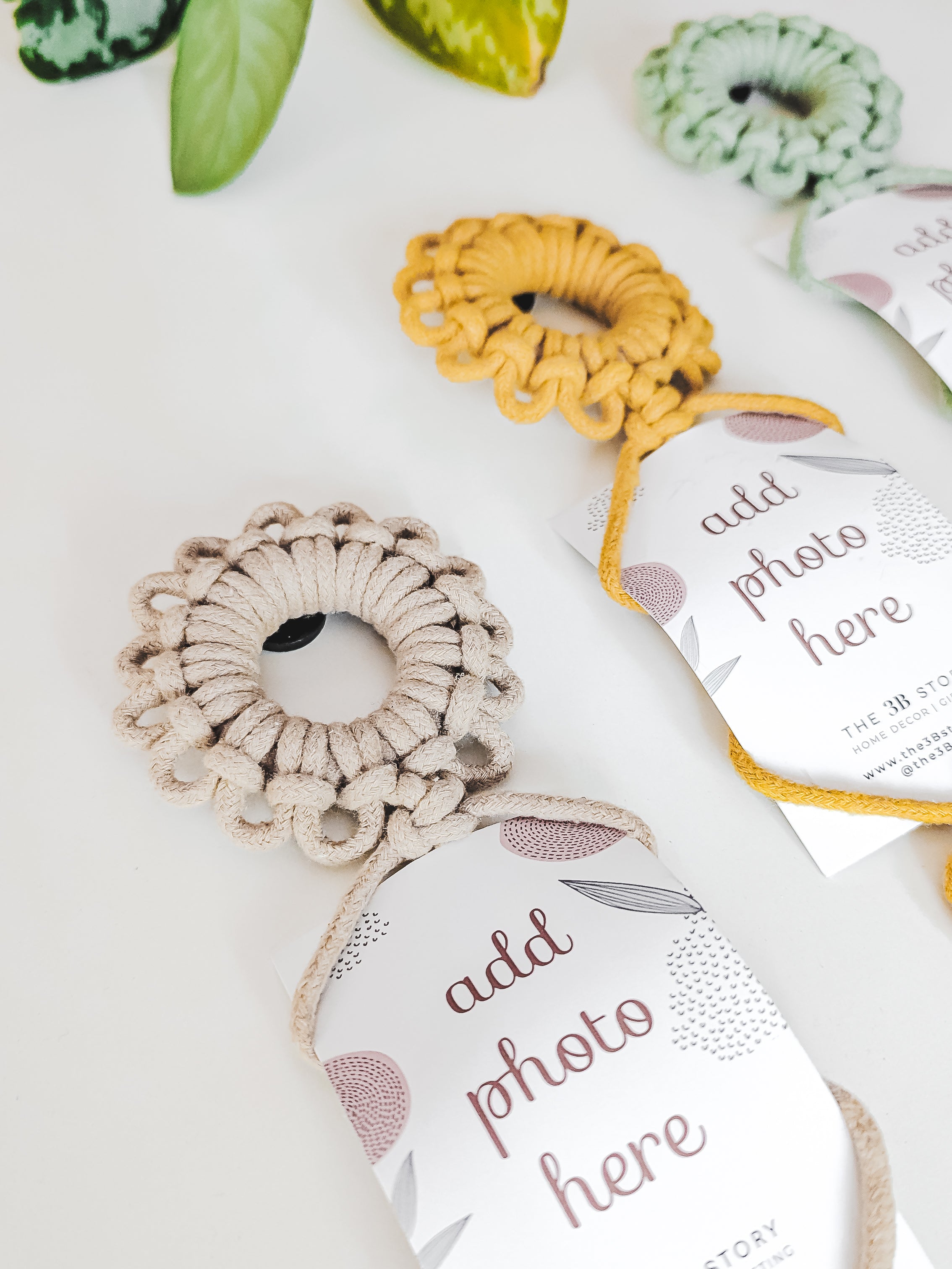 Macrame Photo Holder - Magnet