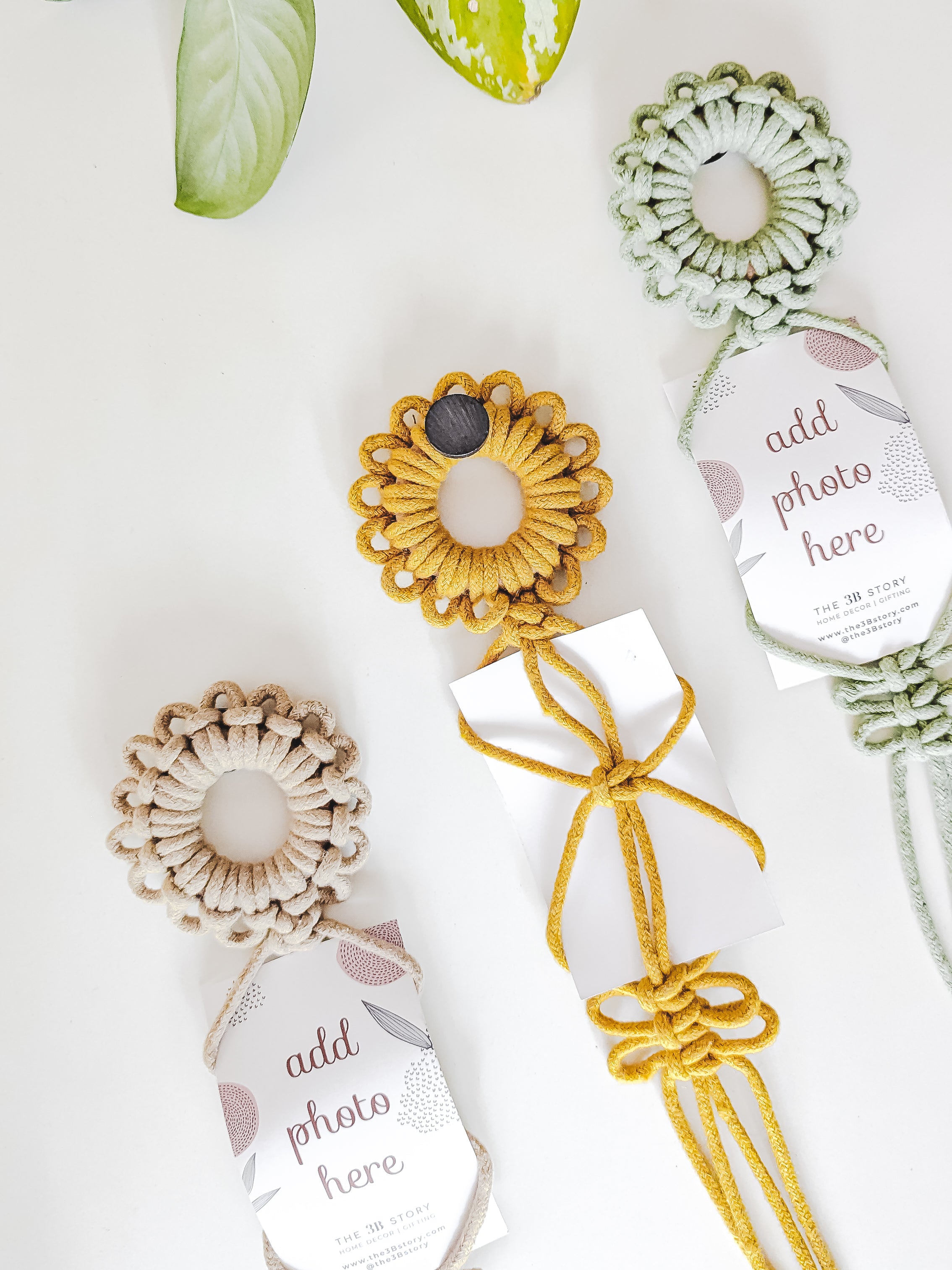 Macrame Photo Holder - Magnet